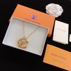 Louis Vuitton Necklaces